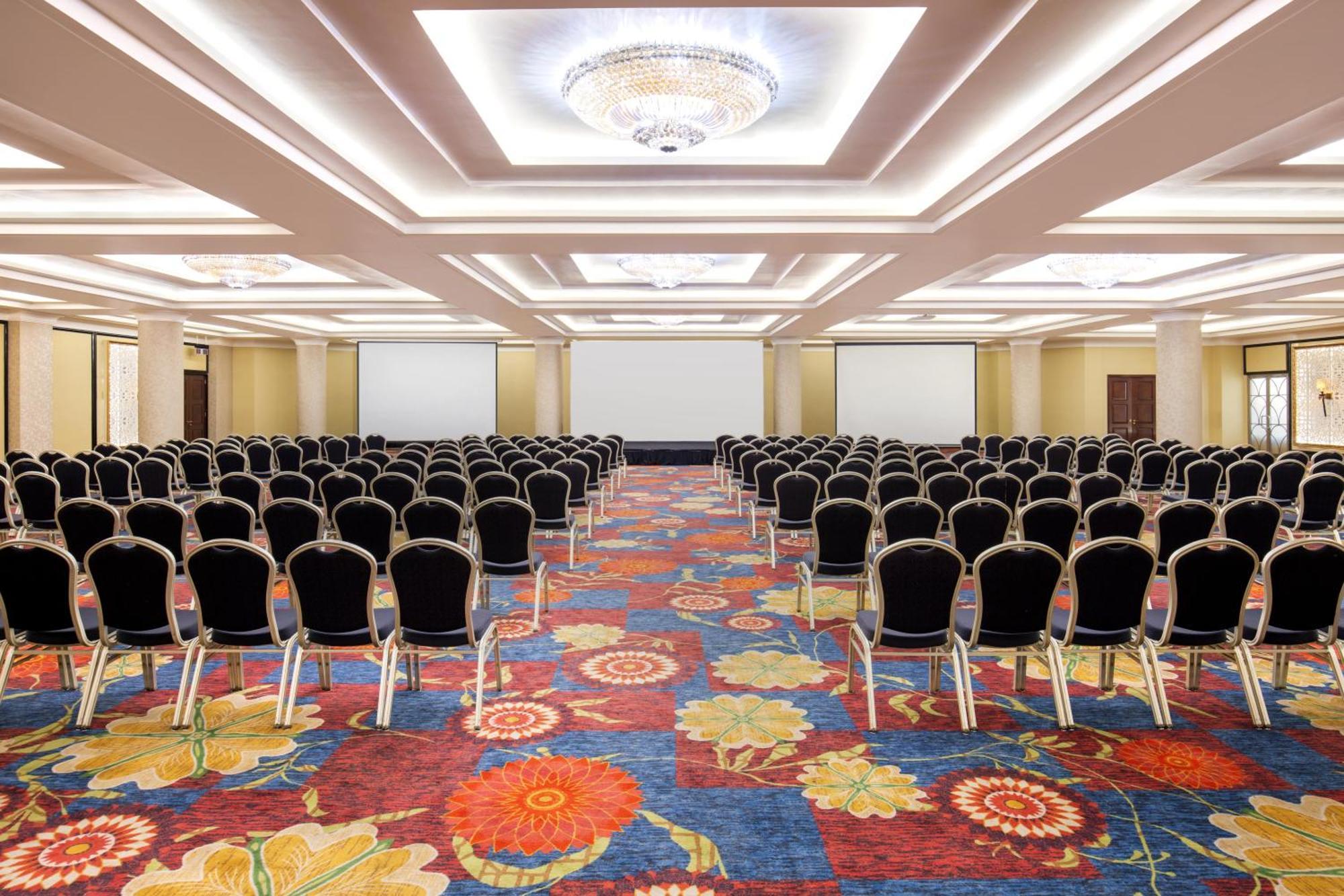 Hotel Ibis Trans 3*