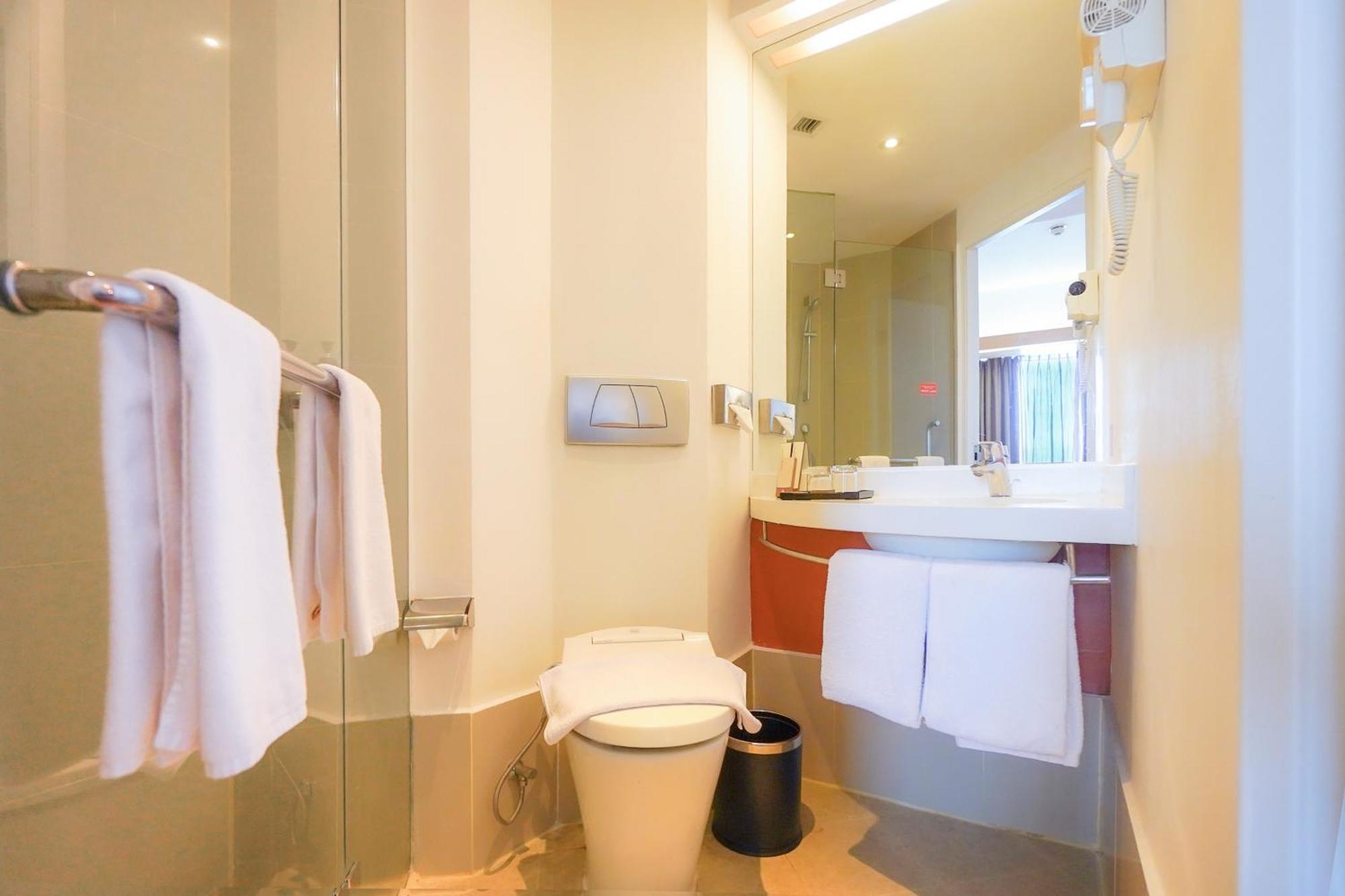 Ibis Trans Hotel